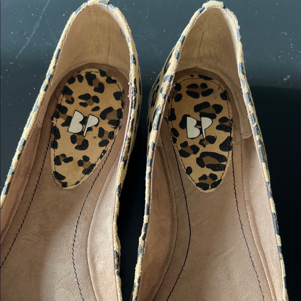Nordstrom BP Leopard Print Women's Flats Size 8 in Like New Condition with Box - Picture 4 of 10